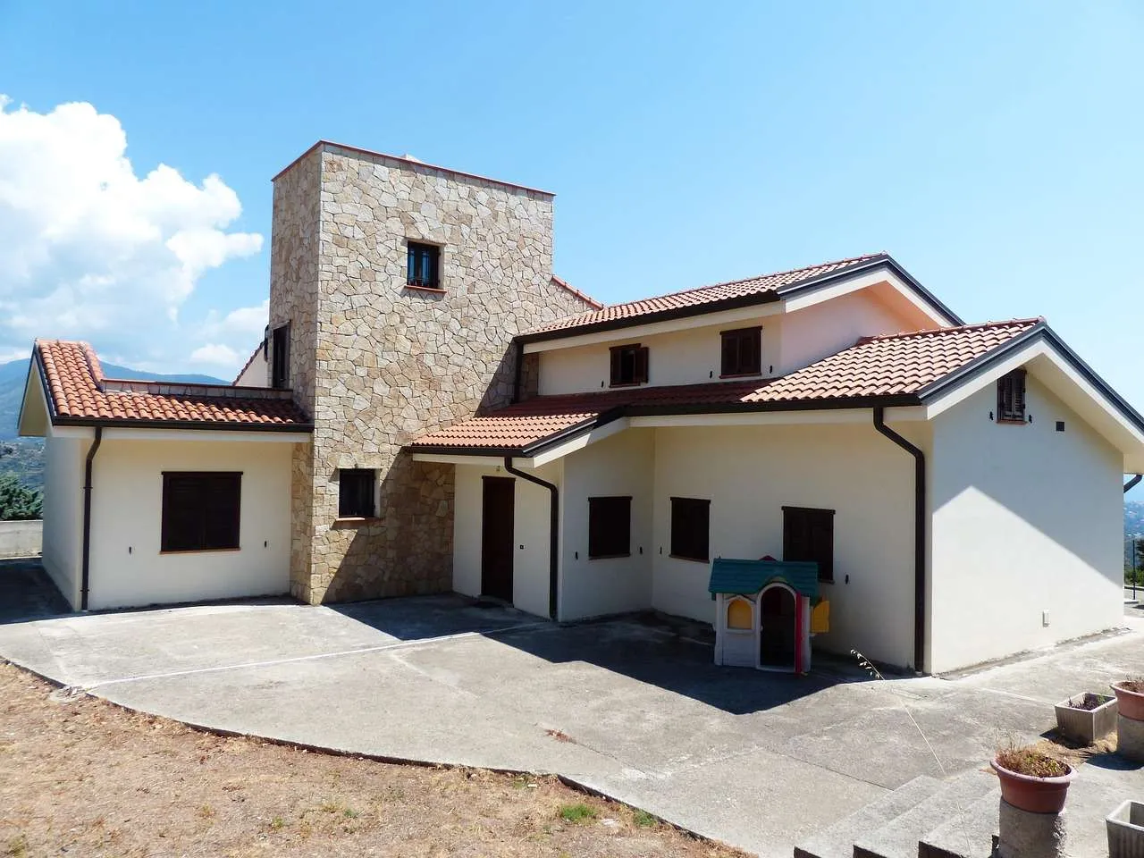 Corrugated Metal Roofing: Pros, Cons, and Install Guide